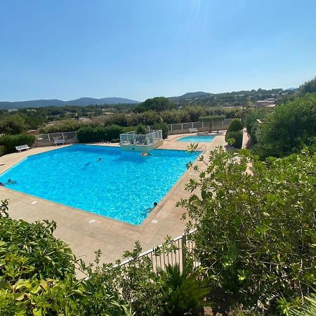 Mazet Dans Residence Avec Piscine Au Coeur Du Golfe De Saint-Tropez Cogolin Eksteriør billede