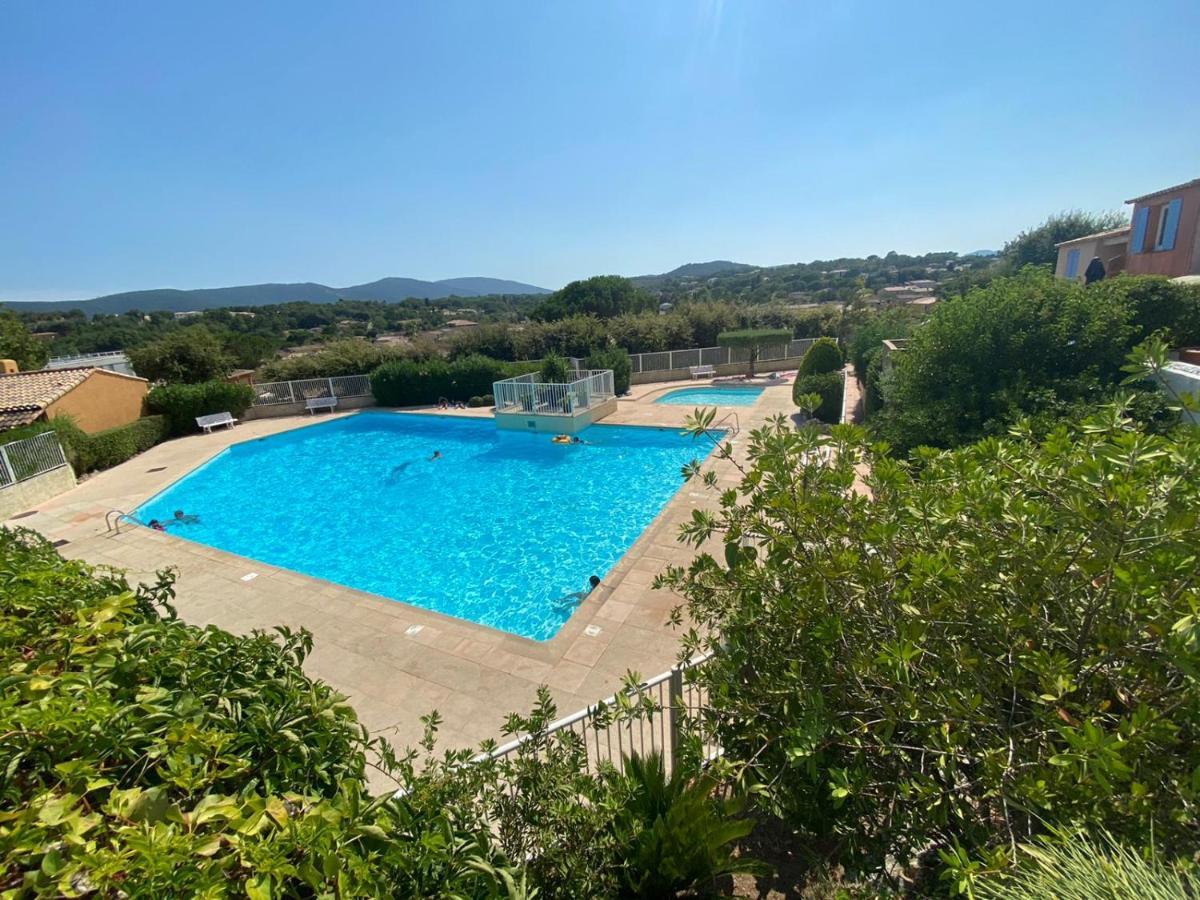 Mazet Dans Residence Avec Piscine Au Coeur Du Golfe De Saint-Tropez Cogolin Eksteriør billede